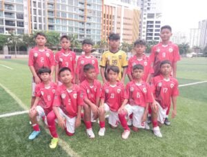 Foto tim Padang Peduli FC Indonesia di lapangan hijau IFFC Malaysia 2025.