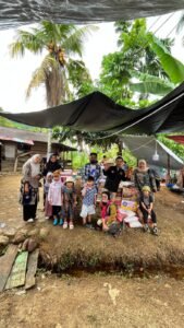 Kapalo koto, menerima bantuan dari relawan