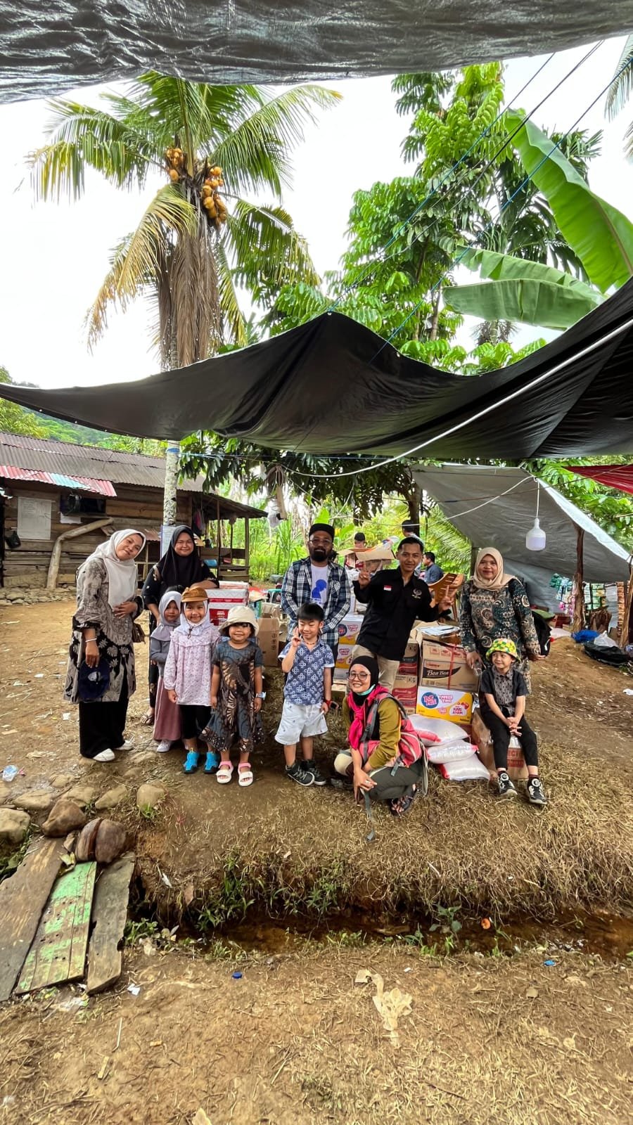 Kapalo koto, menerima bantuan dari relawan