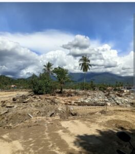 Permukiman warga di sekitar sungai mengalami kerusakan pascabencana