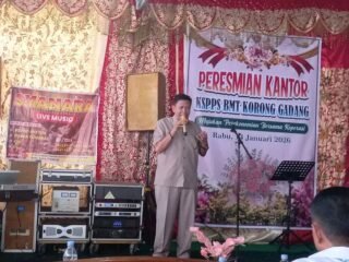 Ketua Dekopinda Kota Padang Irwan Basir Resmikan Kantor KSPPS BMT Korong Gadang Kuranji