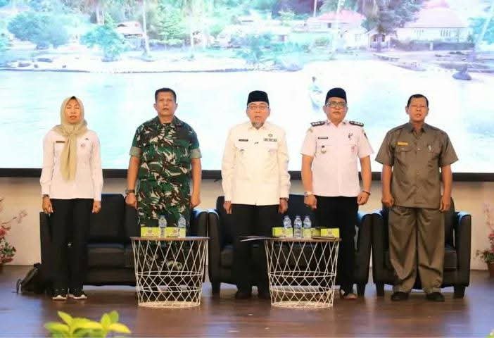 Wakil Wali Kota Padang Maigus Nasir bersama Forkopimcam pada pembukaan Musrenbang Padang Selatan 2026