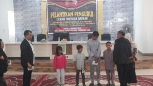 Pelantikan DPD LPK-RI Siak dirangkai dengan santunan anak yatim di Aula Kantor Camat Tualang
