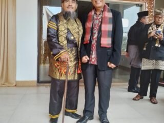 Lestarikan Adat Minangkabau, Anuir Datuk Rajo Usali Resmi Dikukuhkan di Gedung LKAAM Sumbar