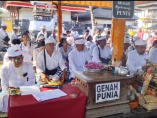 AKDBA Buleleng Tuntaskan Dua Penganyar di Pura Besakih, Soliditas Kian Kuat