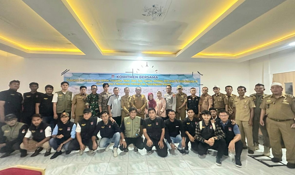 Rapat koordinasi Padang Selatan Bersinar di Aula Kantor Camat Padang Selatan
