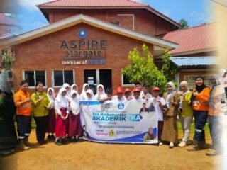 Fasilitasi TKA Lingkar Tambang, PT Stargate Pasific Resources Dukung Pendidikan SDN 5 Langgikima