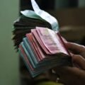 Ilustrasi uang rupiah gaji ke-13 ASN 2026