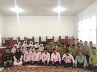 Kegiatan BRUS KUA Lubuk Kilangan bersama siswa MTS