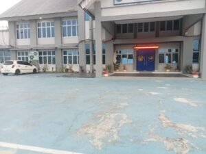 Gedung lembaga pemasyarakatan yang menjadi lokasi pembinaan narapidana berisiko tinggi sebelum dipindahkan ke Nusakambangan.