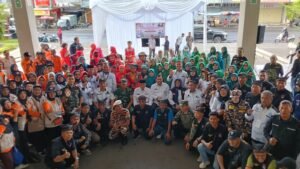 Sebanyak 600 peserta dari berbagai organisasi kemasyarakatan mengikuti Kirab dan Apel Akbar HANI 2026 tingkat Kota Padang yang diselenggarakan oleh Lembaga Anti Narkotika (LAN) Kota Padang sebagai wujud sinergi pemerintah dan masyarakat dalam memerangi peredaran gelap narkotika.