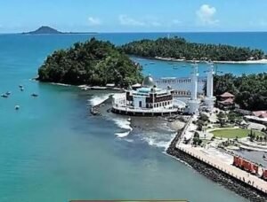 Pantai Carocok Painan Sumatera Barat-Indonesia, Selain Indah dan Eksotis Memiliki Nilai Sejarah