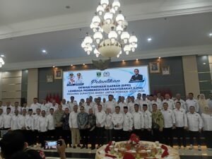 Pelantikan DPD LPM Provinsi Sumatera Barat periode 2025–2030 di Kota Padang.