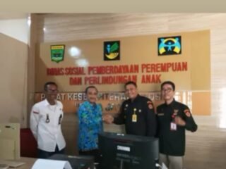 Rapat Gerakan Ekonomi Kerakyatan PUSBBAKUM SAW bersama pengurus DPW dan DPD YLPBH Sumatera Barat.