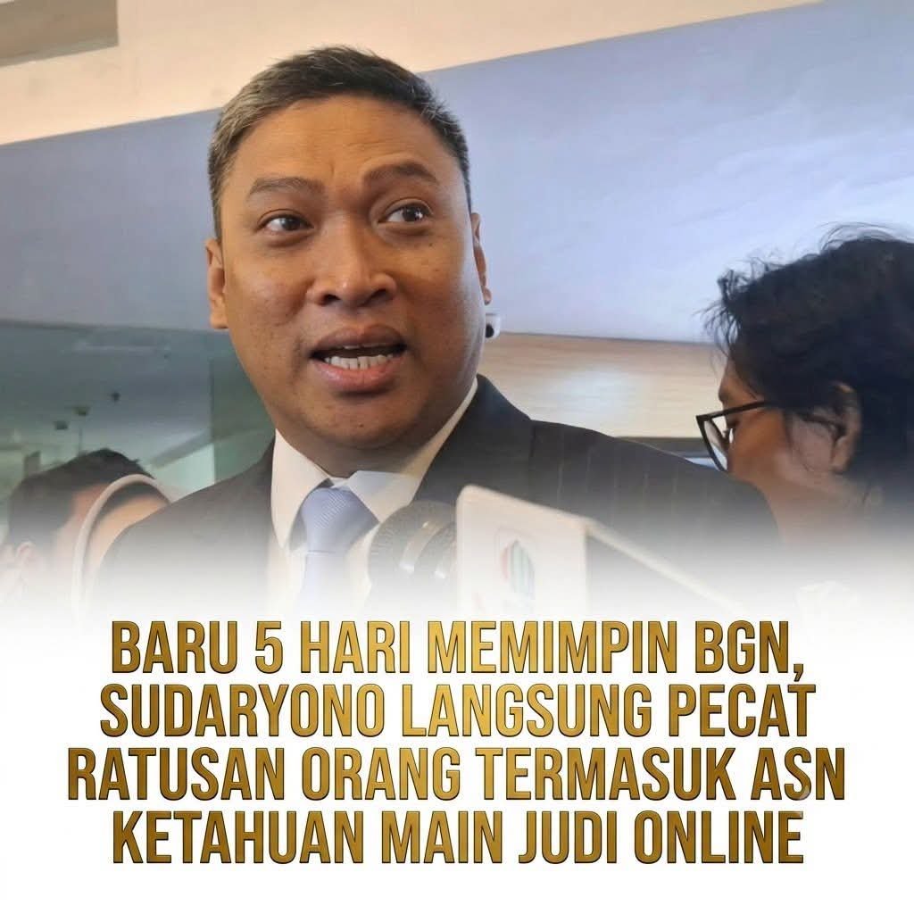 Kepala Badan Gizi Nasional (BGN), Sudaryono, memberikan keterangan kepada awak media usai mengumumkan pemberhentian pegawai dan penataan internal Badan Gizi Nasional.