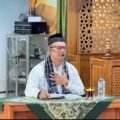 Ustaz Zen Hoki menyampaikan pesan Lentera Hati