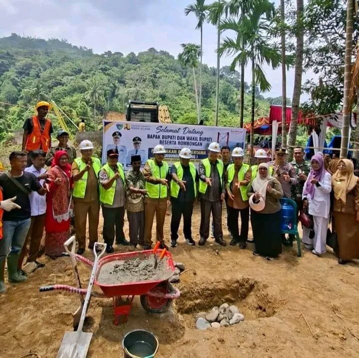 Pembangunan Jembatan Gantung Inunang Pesisir Selatan