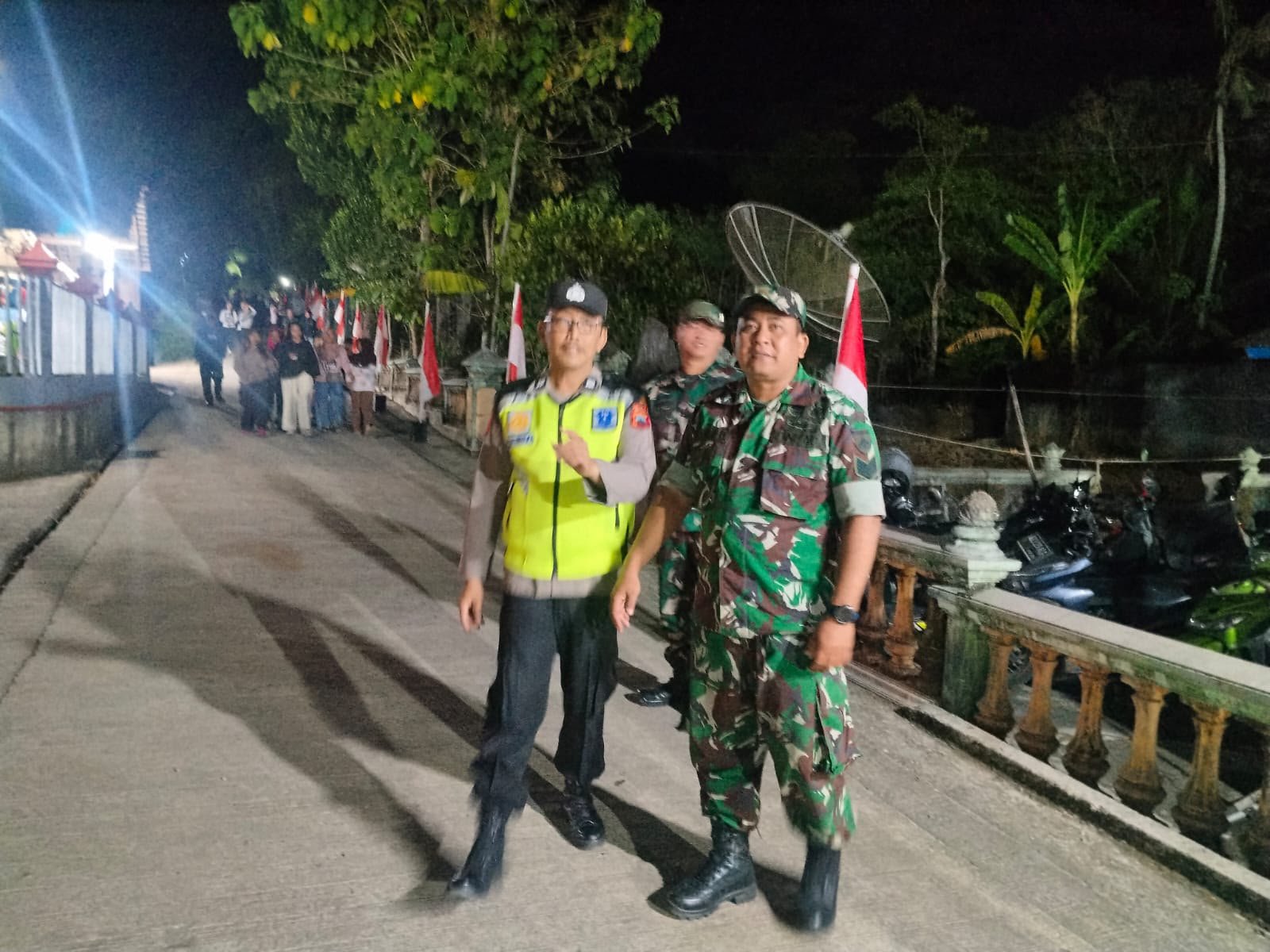 Patroli Malam TNI