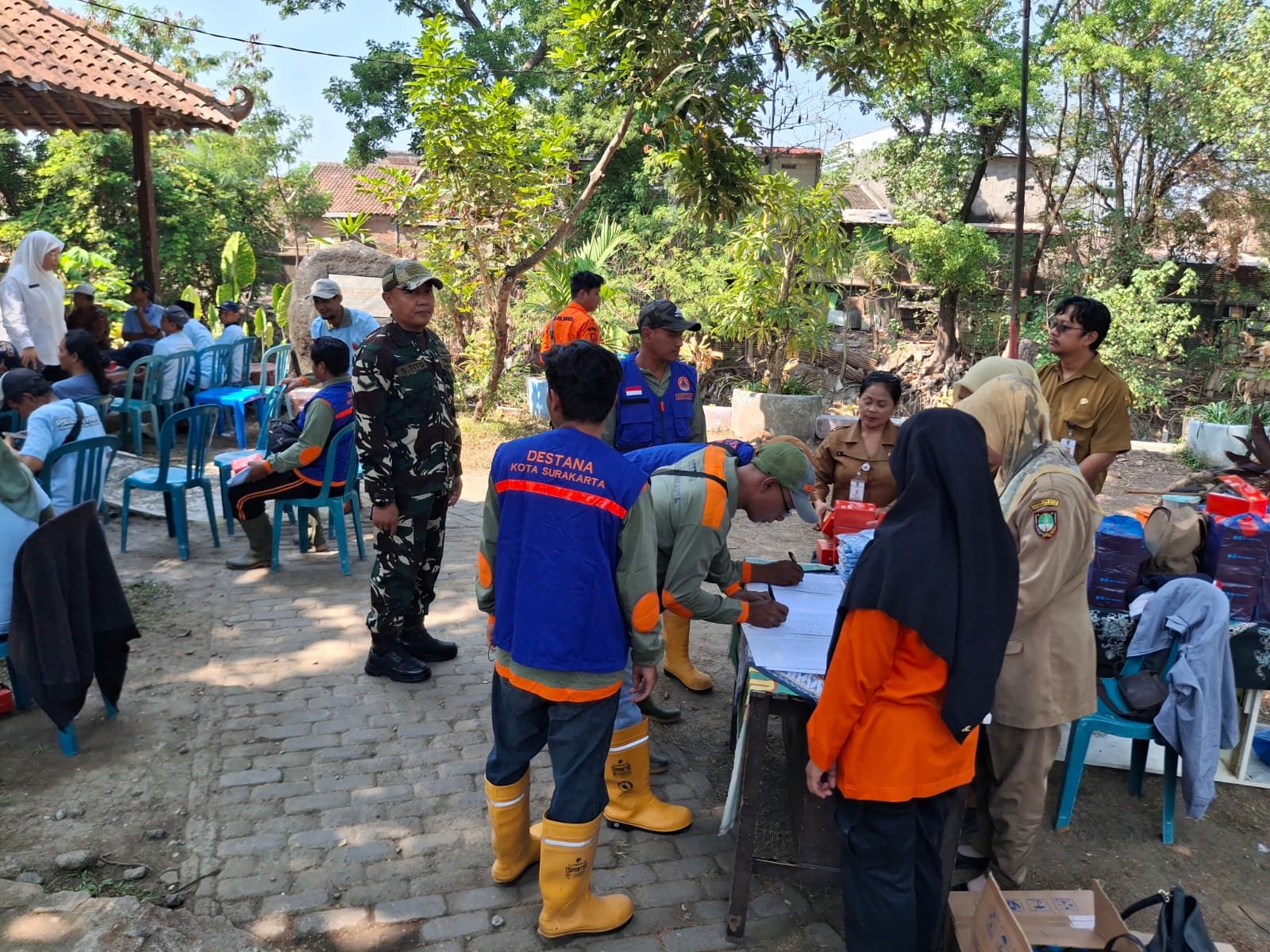 Peduli Bencana, Babinsa Danukusuman Ikuti Pelatihan Penanggulangan Bencana
