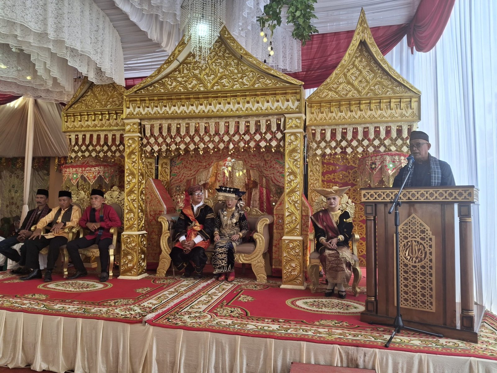 Asman Dilewakan Amanah Datuak Tak Boleh Berjarak