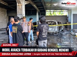 Mobil Avanza Terbakar di Gudang Bengkel Mengwi, Diduga Korsleting Listrik
