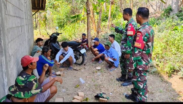 Jangan Anggap Sepele, Babinsa Teras Ingatkan Warga, Api Kecil Bisa Jadi Petaka Besar